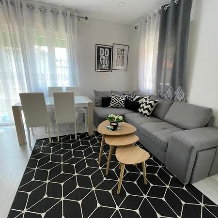 Casa di Isabelle Apartment Mestre Bagian luar foto