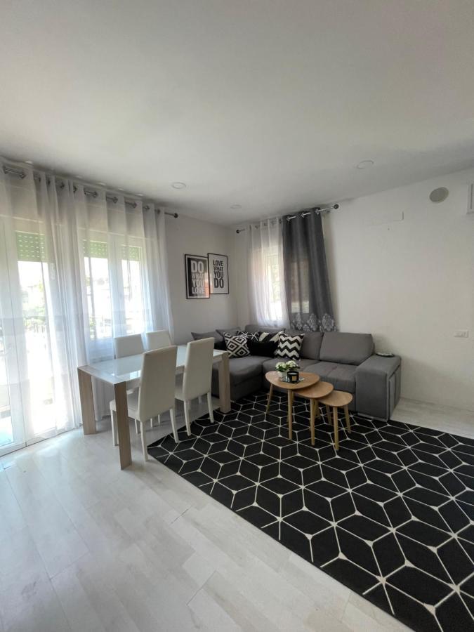 Casa di Isabelle Apartment Mestre Bagian luar foto
