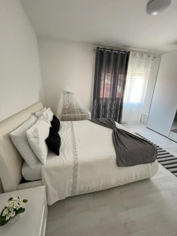Casa di Isabelle Apartment Mestre Bagian luar foto