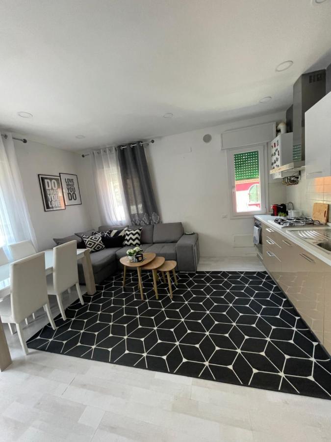 Casa di Isabelle Apartment Mestre Bagian luar foto