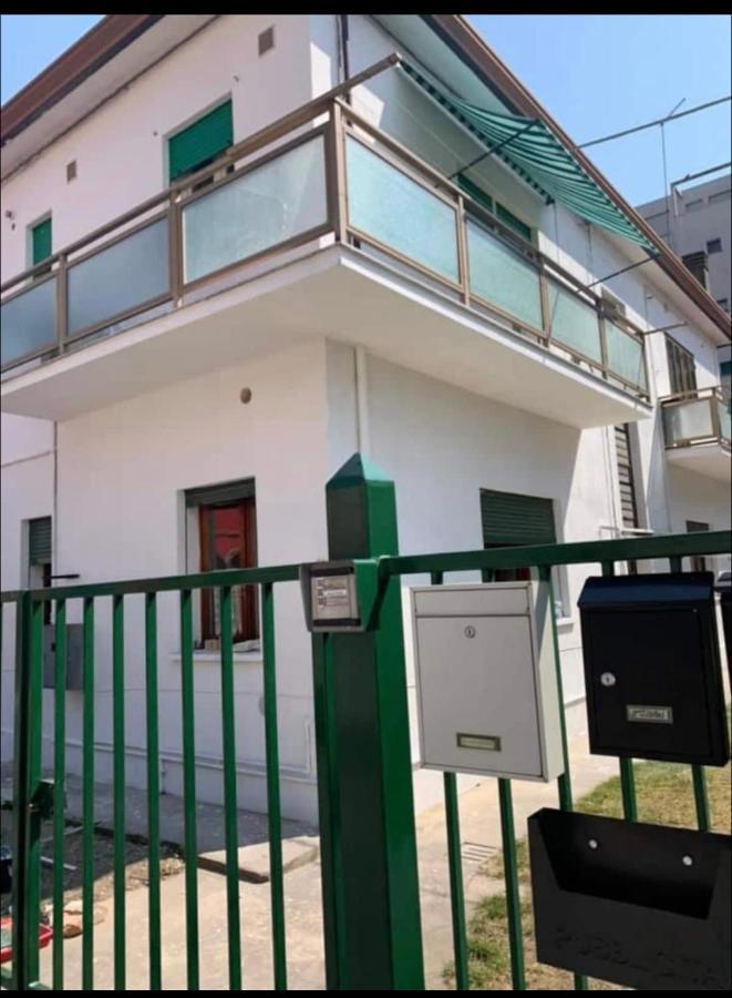 Casa di Isabelle Apartment Mestre Bagian luar foto